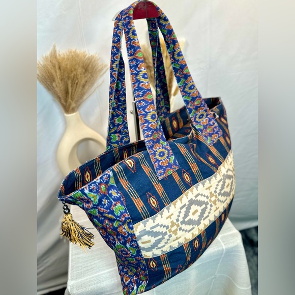 NEW! Free People Southwestern Pattern Basel Tassel Patchwork Tote - Picture 3 of 12